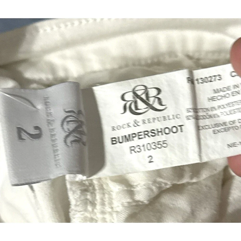 Rock & Republic Bumpershoot White Denim Shorts Size 2 Cuffed R310355 Distressed